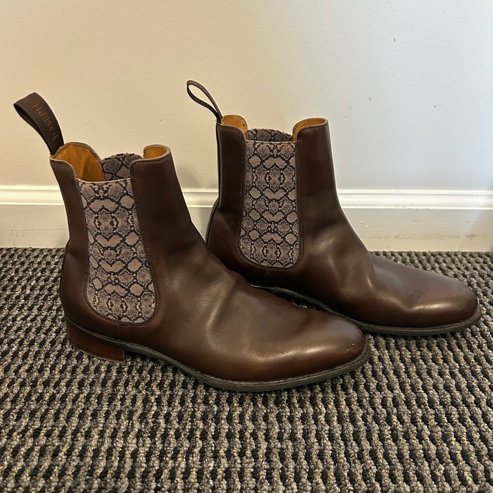 Avril II D Chelsea Boot in Mocha Calf Leather/Snake Print Elastic